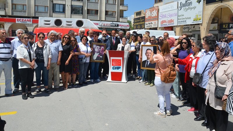 Cumhuriyet Halk Partisi Kadın Kolları Genel Başkanı Asu Kaya ve