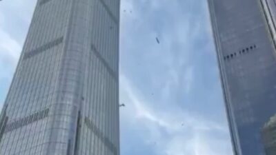 Çin’in başkenti Pekin’de kentin en yüksek gökdeleni olan Citic Tower’a