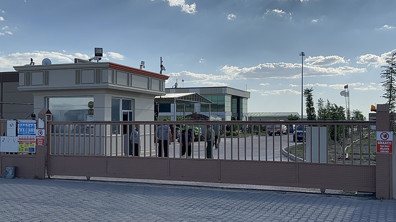 Niğde’nin Bor ilçesine bağlı Kemerhisar beldesindeki havai fişek fabrikasında meydana