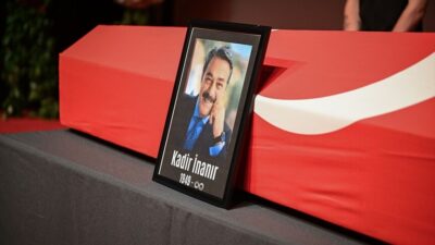 Türk sinemasının usta ismi Kadir İnanır, Harbiye Muhsin Ertuğrul Sahnesi’nde