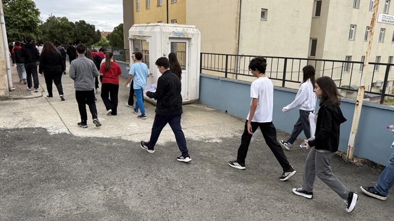 Milli Eğitim Bakanlığı (MEB) tarafından 8'inci sınıf öğrencilerine yönelik düzenlenen