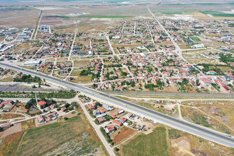 Meram Belediyesi, Kaşınhanı Mesken Sahası’nda bulunan 440 adet iki kat