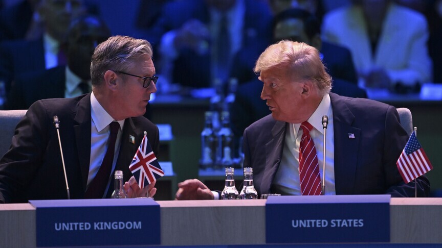 ABD Başkanı Donald Trump, İngiltere Başbakanı Keir Starmer’ın görevinden istifa