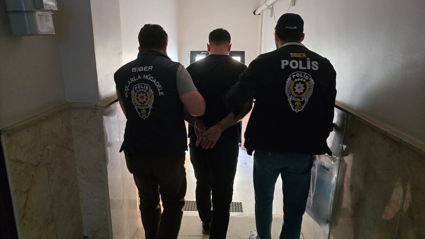 Niğde’nin Bor ilçesine bağlı Kemerhisar beldesinde bir havai fişek fabrikasında