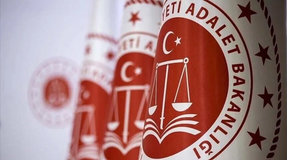 Adalet Bakanlığı, Rojin Kabaiş’in ölümüne ilişkin yürütülen soruşturmada kıyafetlerinden DNA