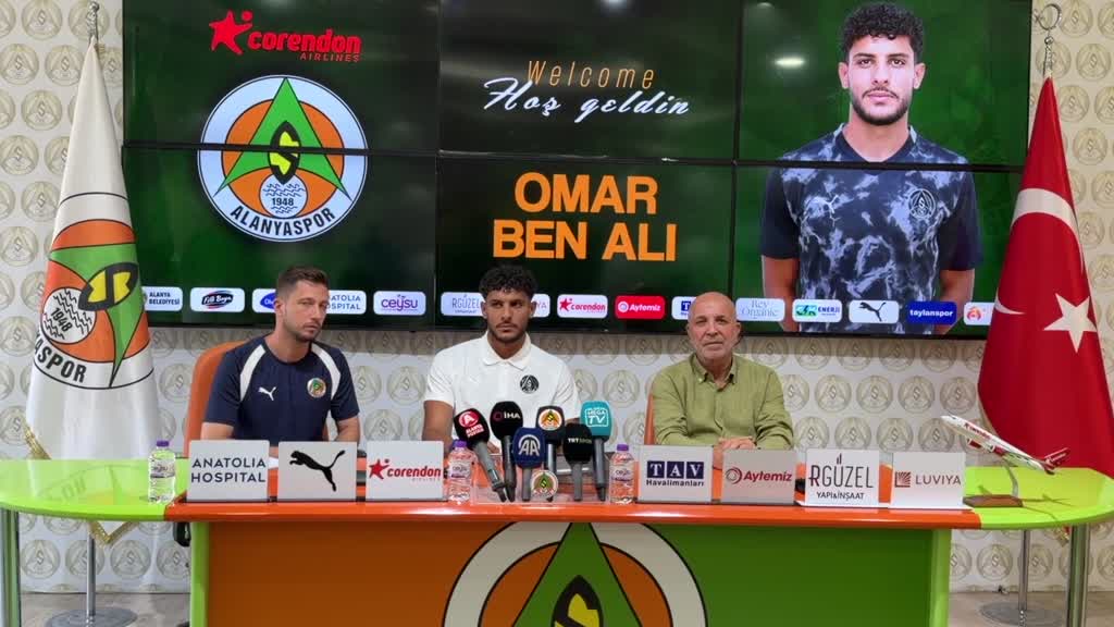 Corendon Alanyaspor, Tunus Ligi ekiplerinden CS Sfaxien’de forma giyen 21