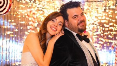 Bir süredir kamuoyundan uzak kalan Berfu Yenenler, üçüncü kez anne