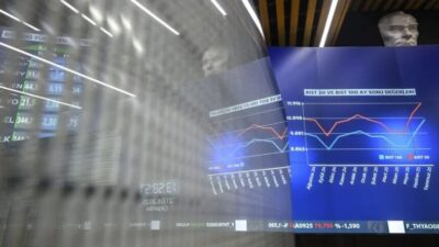 Borsa İstanbul'da BIST 100 endeksi, güne yüzde 0,44 yükselişle 14.253,05