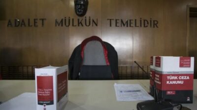 Kamuoyunda “yüksek kârlı gizli fon” dolandırıcılığı olarak bilinen davada 102
