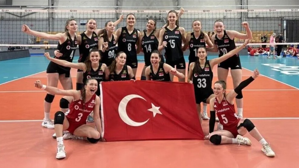 Türkiye 18 Yaş Altı Kadın Milli Voleybol Takımı, Letonya’da düzenlenen