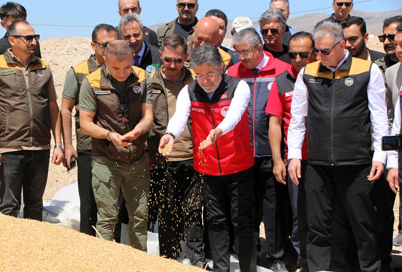 Tarım ve Orman Bakanı İbrahim Yumaklı, Toprak Mahsulleri Ofisinin 650