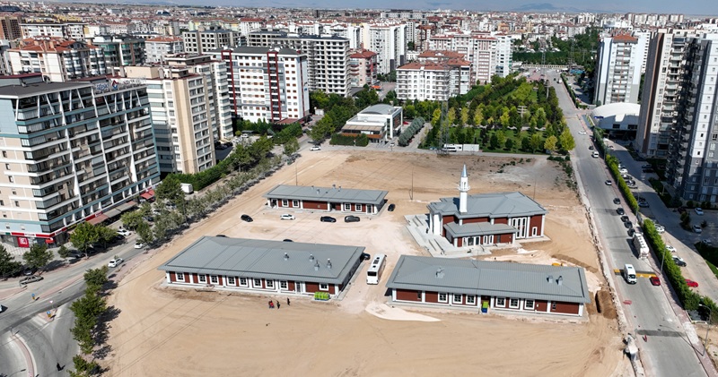Selçuklu Belediyesi tarafından Yazır Mahallesi’ne kazandırılan Yazır Mahalle Külliyesi’nde çalışmaların