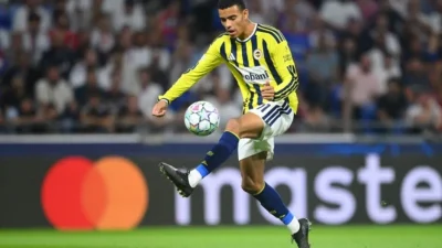 FIFA, Youssef En-Nesyri transferinden kalan ödemenin yapılmaması nedeniyle Fenerbahçe’ye verilen