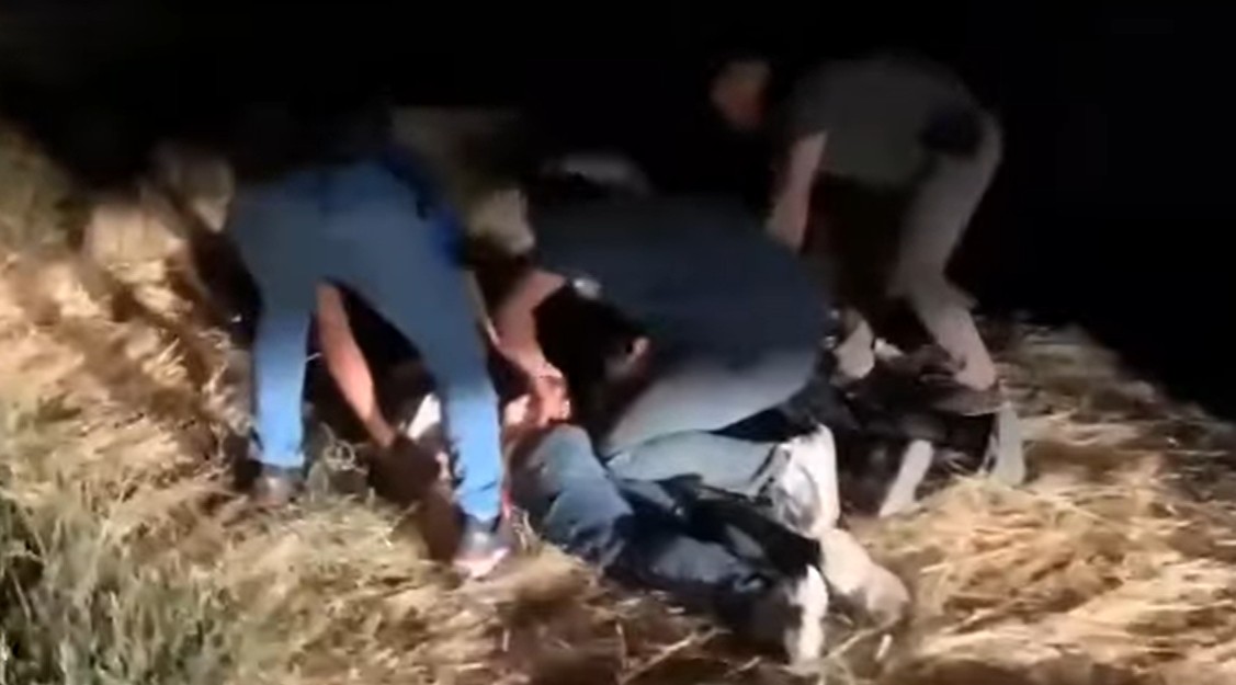 Konya'da bir aracın camını kırarak 450 bin Türk lirası nakit