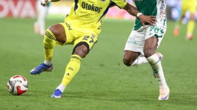 Trendyol Süper Lig’in 2. haftasında Fenerbahçe ile TÜMOSAN Konyaspor karşı