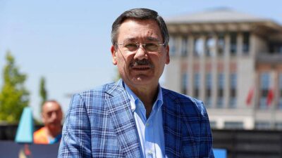 Eski Ankara Büyükşehir Belediye Başkanı İbrahim Melih Gökçek, gazeteci Murat