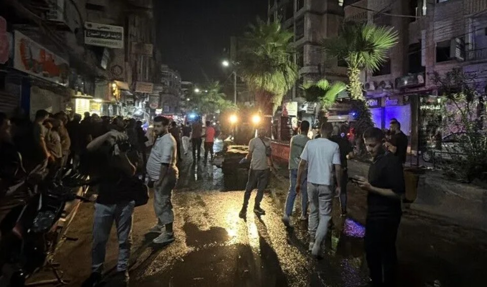 Suriye’nin başkenti Şam yakınlarındaki Ceramana’da yolcu minibüsüne yerleştirilen el yapımı