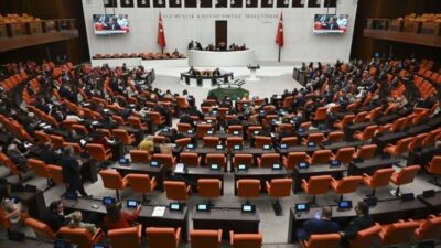 AK Parti milletvekilleri, sermaye piyasasında gerçekleştirilen işlemlerle ilgili fon tasfiyesine