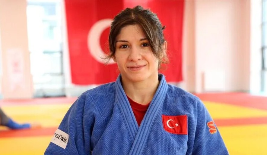 Milli judocu Tuğçe Beder, İtalya’da düzenlenen 20. Akdeniz Oyunları’nda kadınlar
