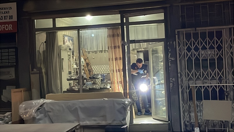 Kayseri’nin Kocasinan ilçesinde 73 yaşındaki ayakkabıcı M.Ö., kaldığı iş yerinde