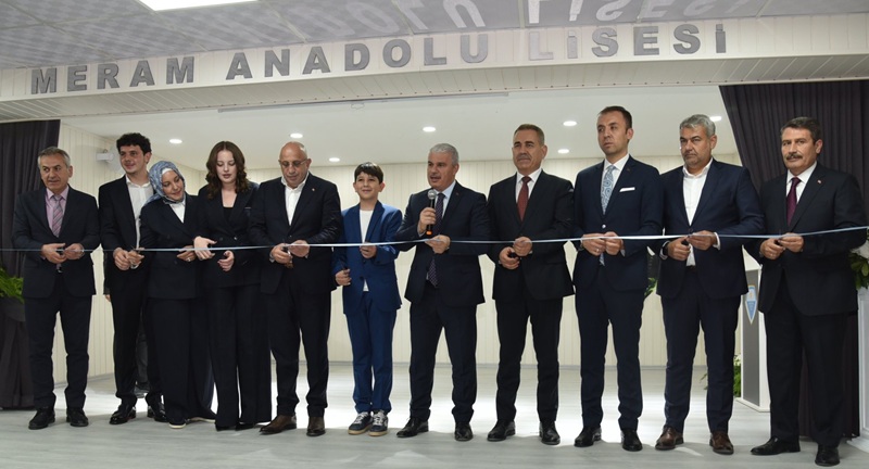 Meram Anadolu Lisesi’nde, hayırsever iş insanı Celalettin Hakan Katırcı tarafından