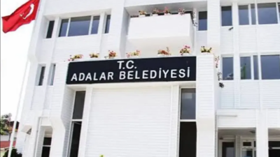 Adalar Belediyesi’nde Medine Pamuk’un sağlık sorunları nedeniyle görevinden istifa etmesinin
