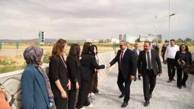 Aksaray Üniversitesi Kampüsü ile Mahperi Hatun Kız Öğrenci Yurdu arasındaki
