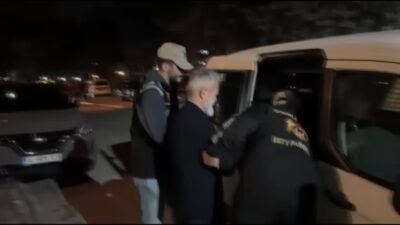 Sosyal medya hesabından “Çok önemli bir bakan Cuma günü istifa