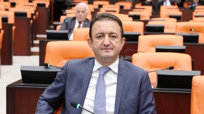CHP Konya Milletvekili Barış Bektaş, kamuoyunun gündemindeki fon soruşturmasına ilişkin