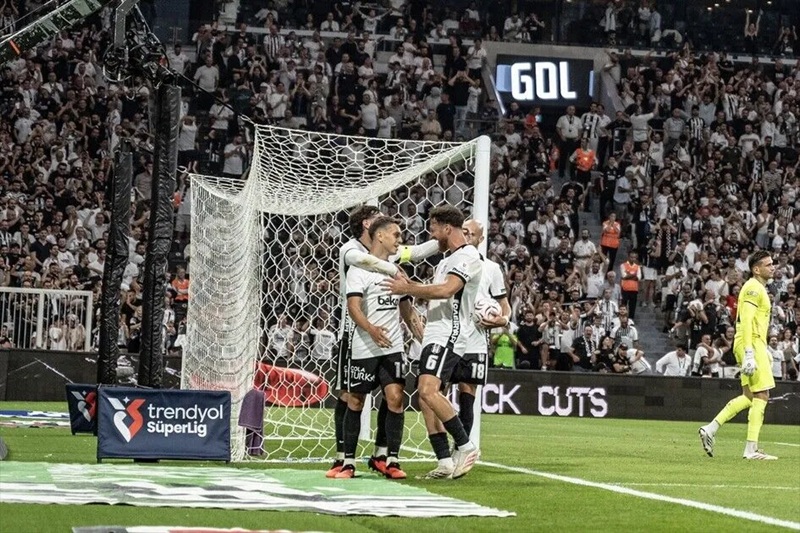Trendyol Süper Lig’in 5. haftasının açılış maçında Beşiktaş, sahasında Erzurumspor