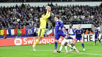 UEFA Avrupa Ligi’nde 2026-2027 sezonunun lig etabı başladı. İlk gün