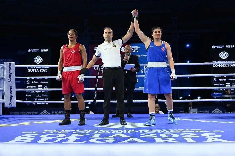 Bulgaristan’da düzenlenen 2026 Avrupa Boks Şampiyonası’nda milli sporcu Hatice Akbaş,