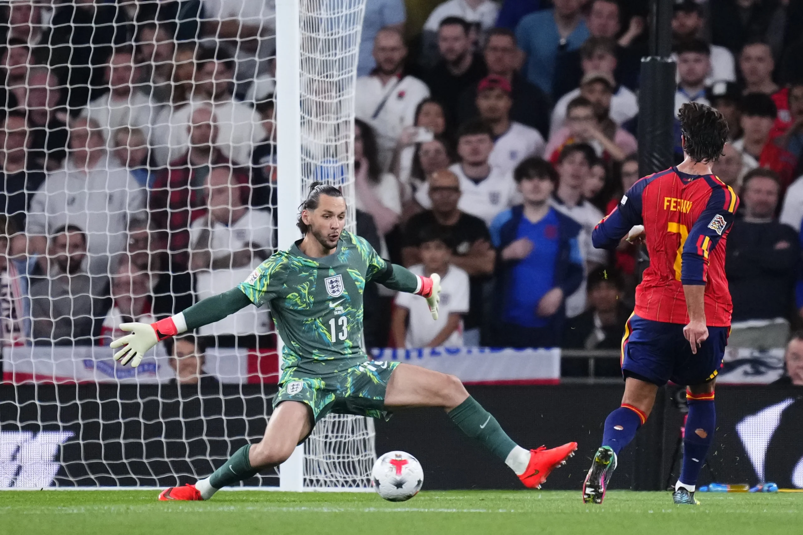 UEFA Uluslar A Ligi 3. Grup'ta oynanan maçta İspanya, deplasmanda