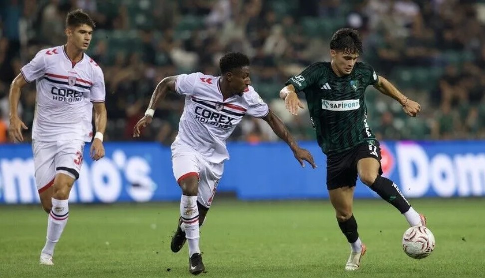 Trendyol Süper Lig’in 4. haftasında Kocaelispor, sahasında Samsunspor’u 1-0 mağlup