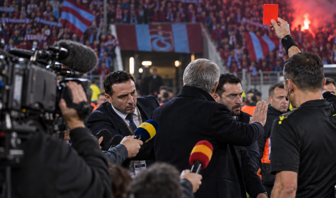 Trabzonspor-Galatasaray maçında kırmızı kart gören Okan Buruk’un yayıncı kuruluşa doğrudan
