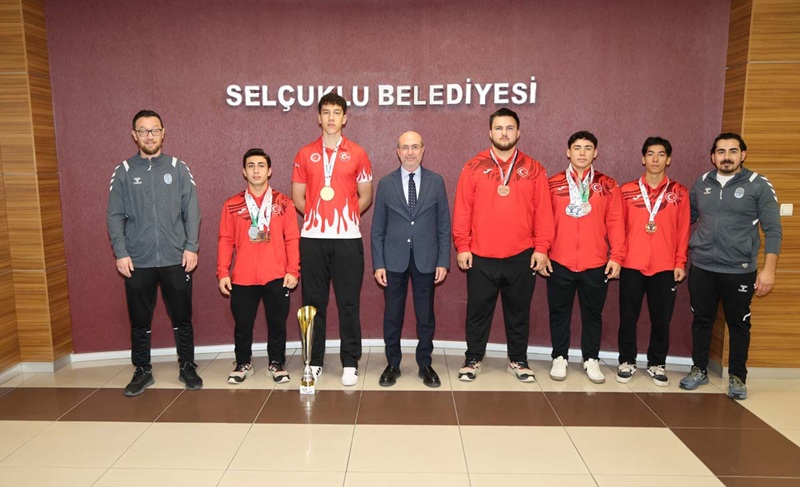 Selçuklu Belediye Başkanı Ahmet Pekyatırmacı, 2026 yılında dünya ve Avrupa
