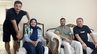 Konyaspor, omurilik kanseri nedeniyle tedavi gören ve rahatsızlığına rağmen Trabzonspor