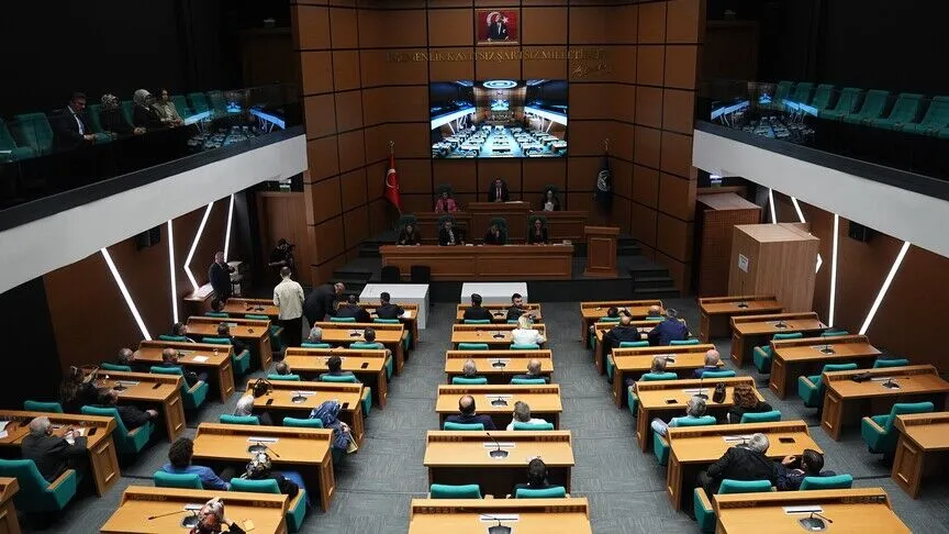 Üsküdar Belediye Meclisi’nde tekrarlanan başkan vekilliği seçiminin dördüncü turunda 42