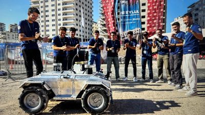 Konya Teknik Üniversitesi'nden 11 öğrencinin geliştirdiği insansız kara aracı İKA