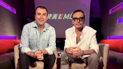 Ünlü sanatçı Cenk Eren, katıldığı programda sanat dünyasındaki kıskançlıklardan Aleyna