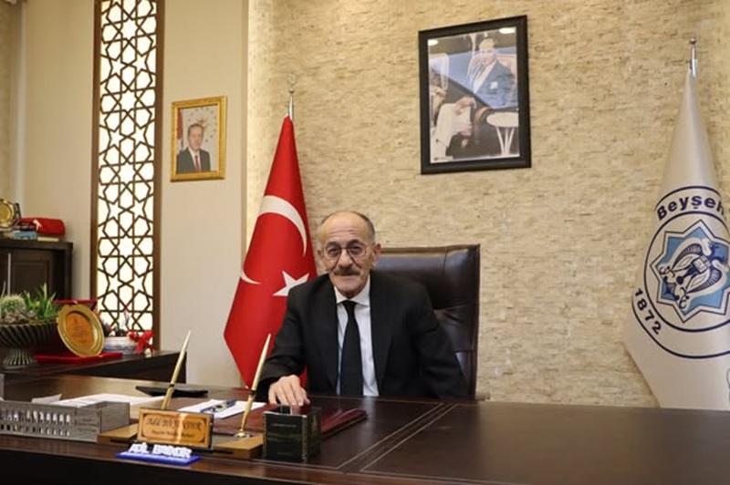 Beyşehir Gölü kıyılarında yürütülen ıslah ve düzenleme çalışmalarıyla sahil kesimlerinin
