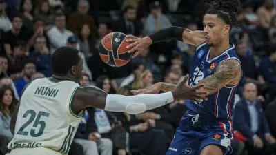 Anadolu Efes, EuroLeague'in 9. haftasında lider Panathinaikos'u sahasında 83-68 mağlup