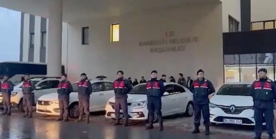 Bakırköy Belediyesine yönelik “ihaleye fesat karıştırma” ve “irtikap” suçlamalarıyla yürütülen