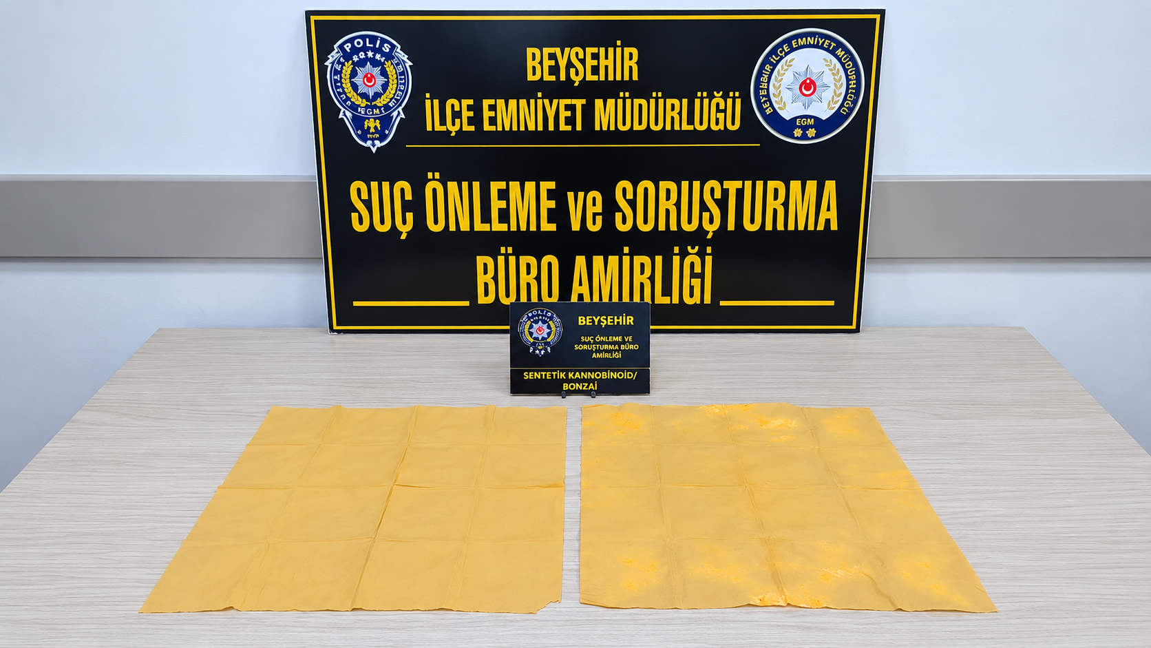 Konya'nın Beyşehir ilçesinde polis ekiplerinin dikkati, uyuşturucu ticaretine yönelik önemli