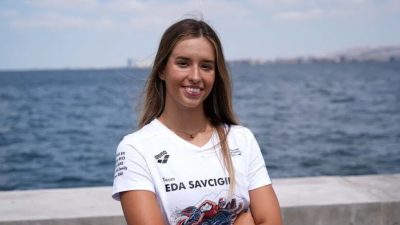 Milli ultramaraton yüzücüsü Eda Savcıgil, Okyanus Yedilisi kapsamındaki 32 kilometrelik