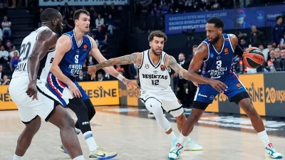 Basketbol Avrupa Ligi'nin (EuroLeague) 7. haftasında iki Türk takımını karşı