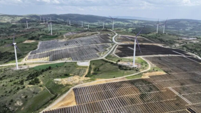 Türkiye’de güneş ve rüzgar kaynaklı elektrik üretimi ağustos ayında toplam