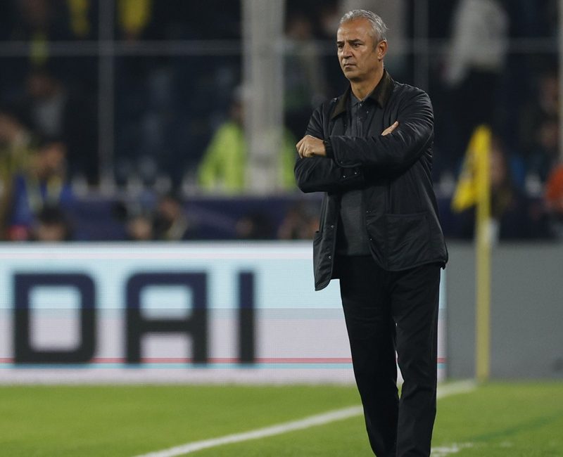 UEFA Şampiyonlar Ligi'nin üçüncü haftasında Fenerbahçe'nin sahasında Slavia Prag ile