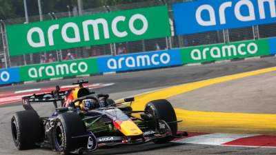 Formula 1 Dünya Şampiyonası’nın 17. ayağı Singapur Grand Prix’sinde pole