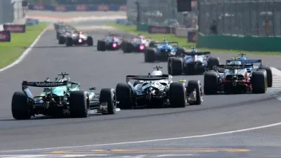 Formula 1 Dünya Şampiyonası’nda sezonun 17. yarışı Singapur Grand Prix’siyle